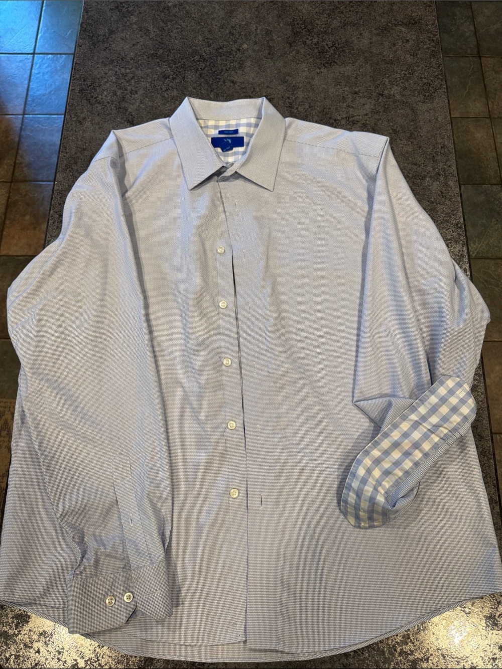 Egara Light Blue Micro-Pattern Dress Shirt with Check Contrast Cuff